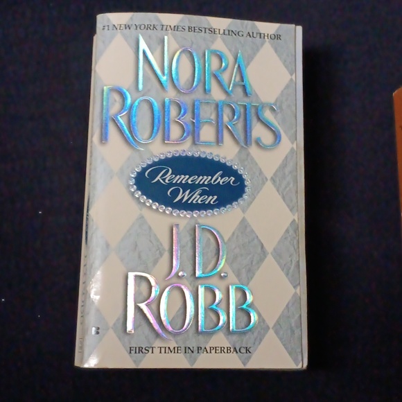 J.D. Robb Book Collection - Picture 3 of 9